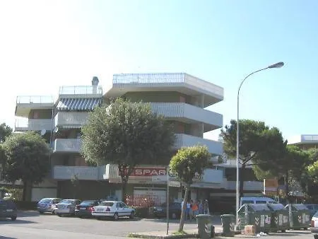 아파트 Condominio Moschettieri Monolocale
